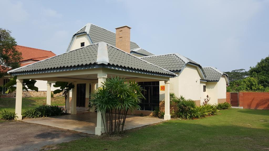 With Private Swimming Pool Villa